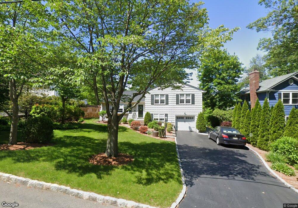 30 Acorn Dr, Summit, NJ 07901 - photo 1