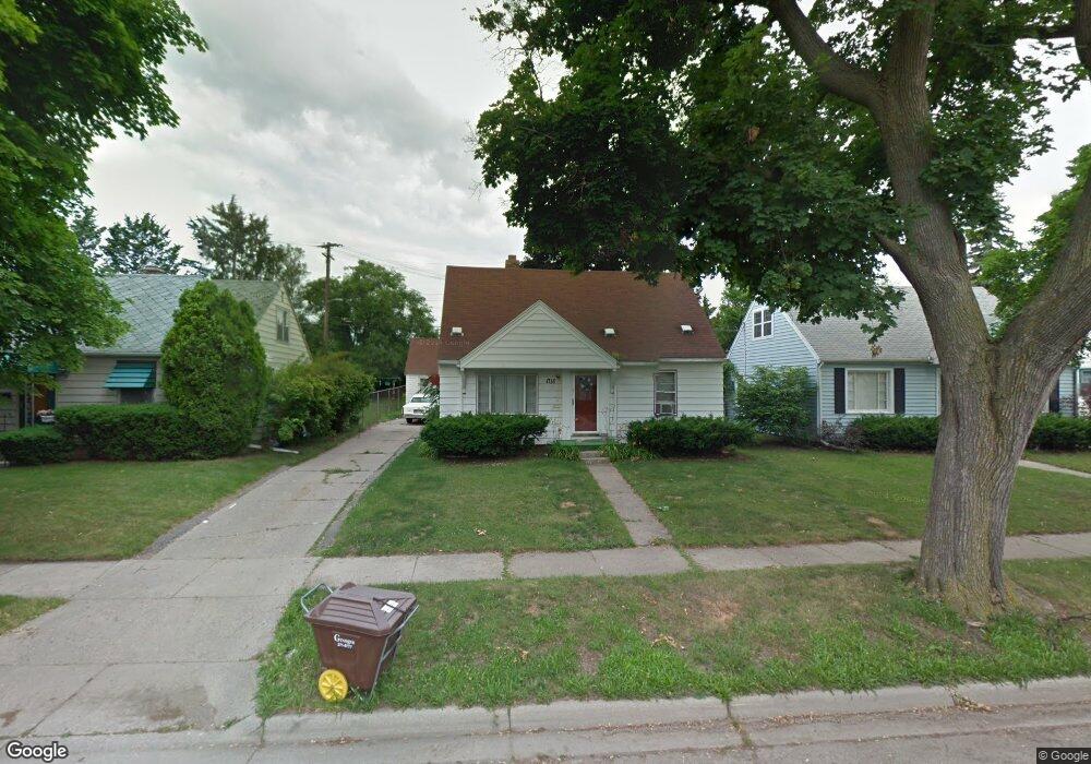 1718 Inverness Ave, Lansing, MI 48915 - photo 1