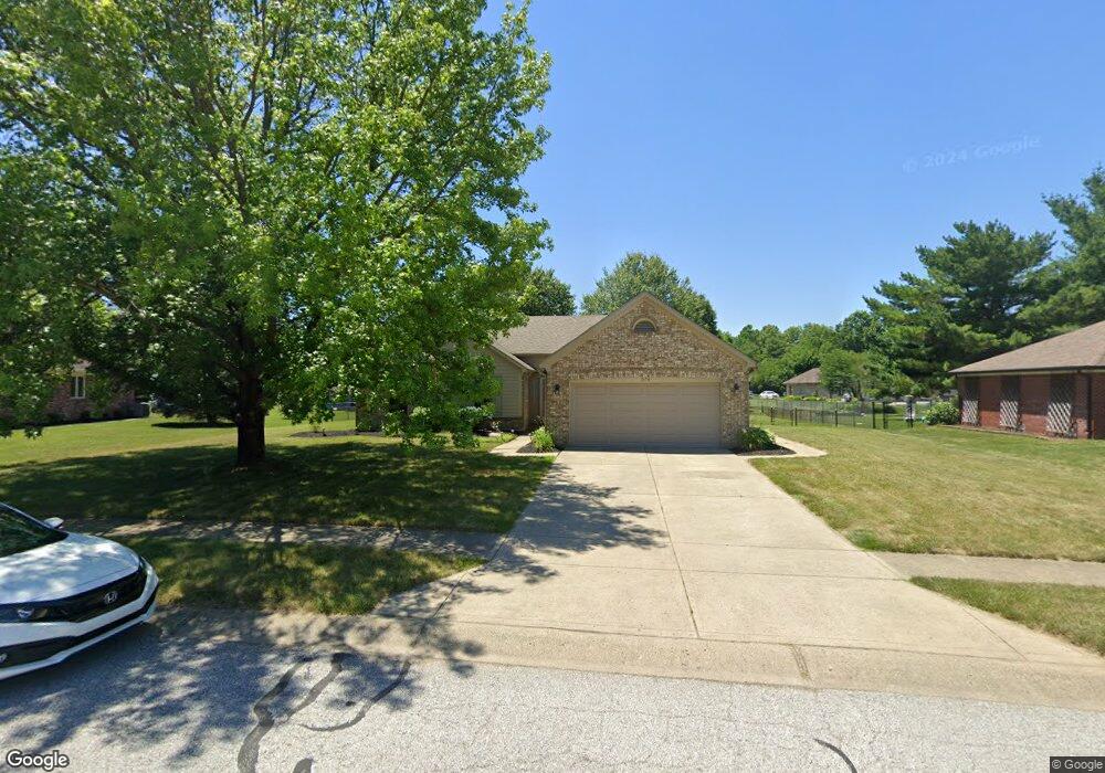 574 Summit Dr, Plainfield, IN 46168 - photo 1