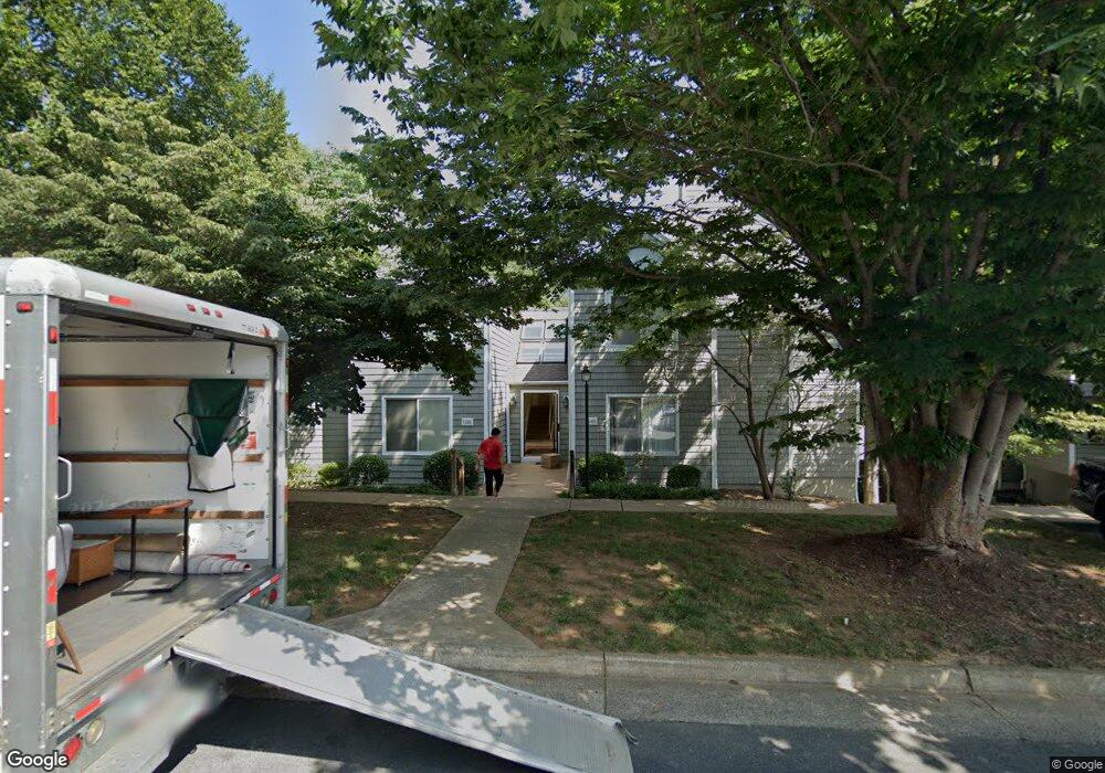 1240 Clifden Green unit 7, Charlottesville, VA 22901 - photo 1