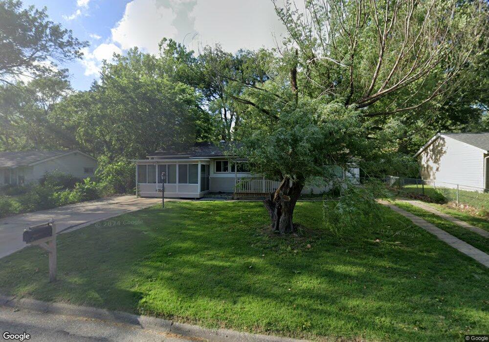 2024 SW Tara Ave, Topeka, KS 66611 - photo 1