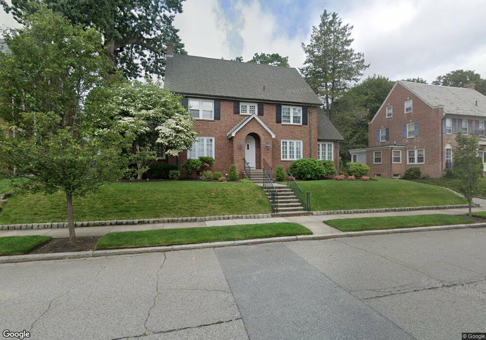 650 Elmgrove Ave, Providence, RI 02906 - photo 1