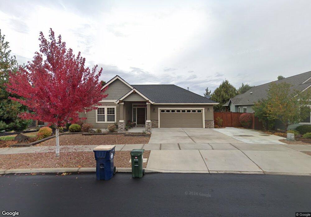 20666 NE Boulderfield Ave, Bend, OR 97701 - photo 1