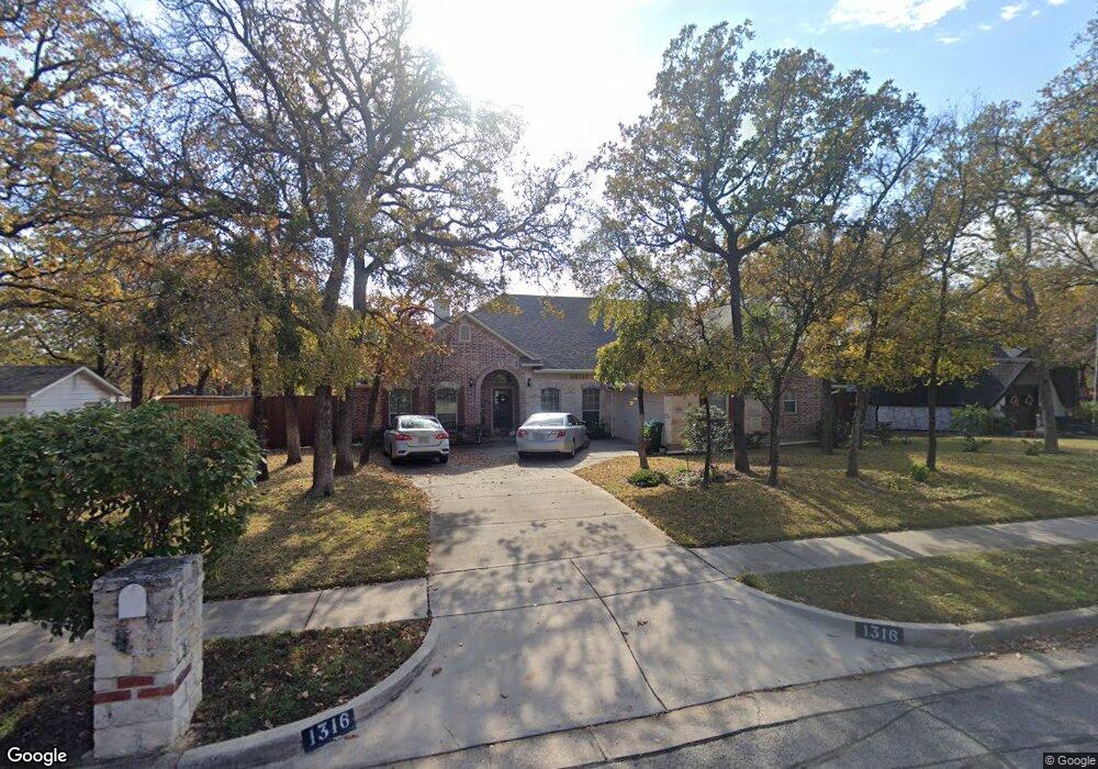 1316 Shirley Way, Bedford, TX 76022 - photo 1