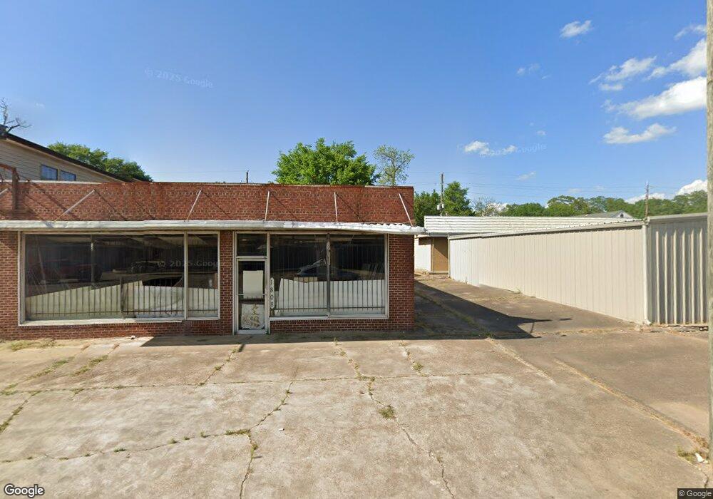 1804 W 7th St, Texarkana, TX 75501 - photo 1