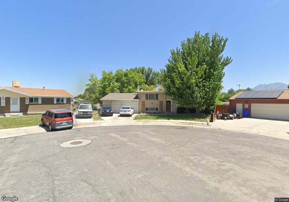 7467 S Gold Cir, West Jordan, UT 84084 - photo 1