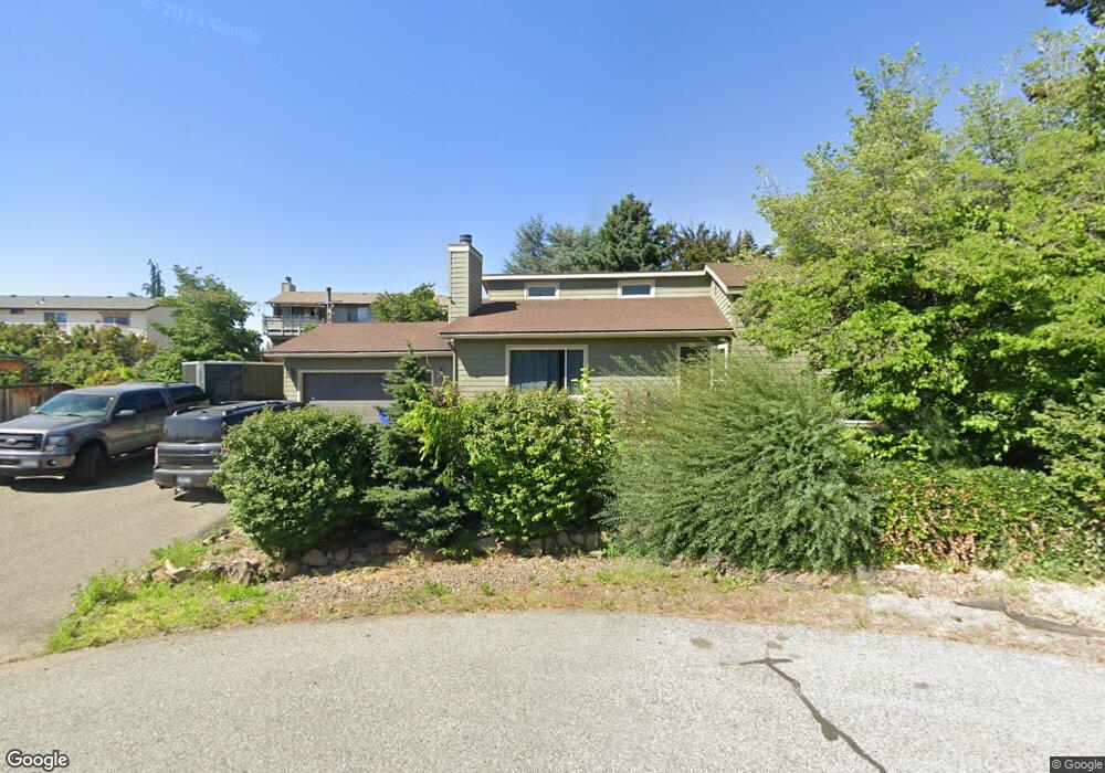 925 Manzanal St NE, East Wenatchee, WA 98802 - photo 1