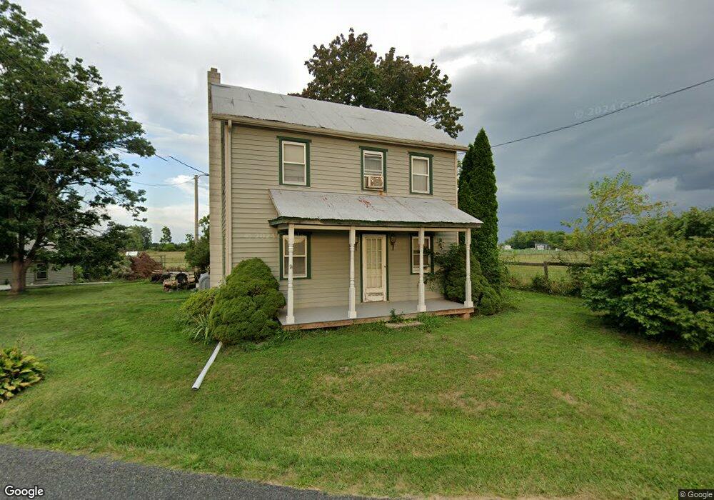 272 Flatbush Rd, Littlestown, PA 17340 - photo 1