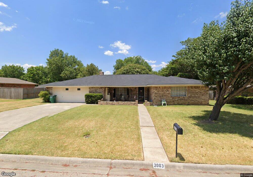 2003 Woodlawn St, Gainesville, TX 76240 - photo 1