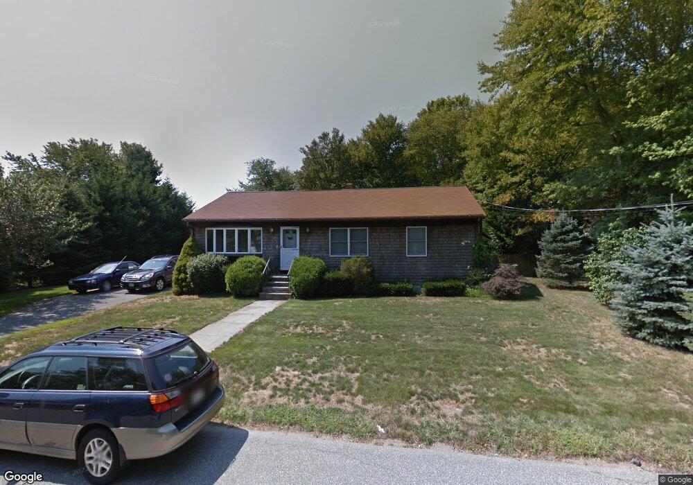 41 Oliver St, North Dartmouth, MA 02747 - photo 1