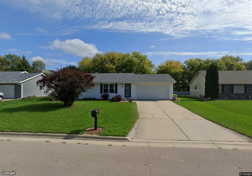 2343 S Chatham St, Janesville, WI 53546 - photo 1