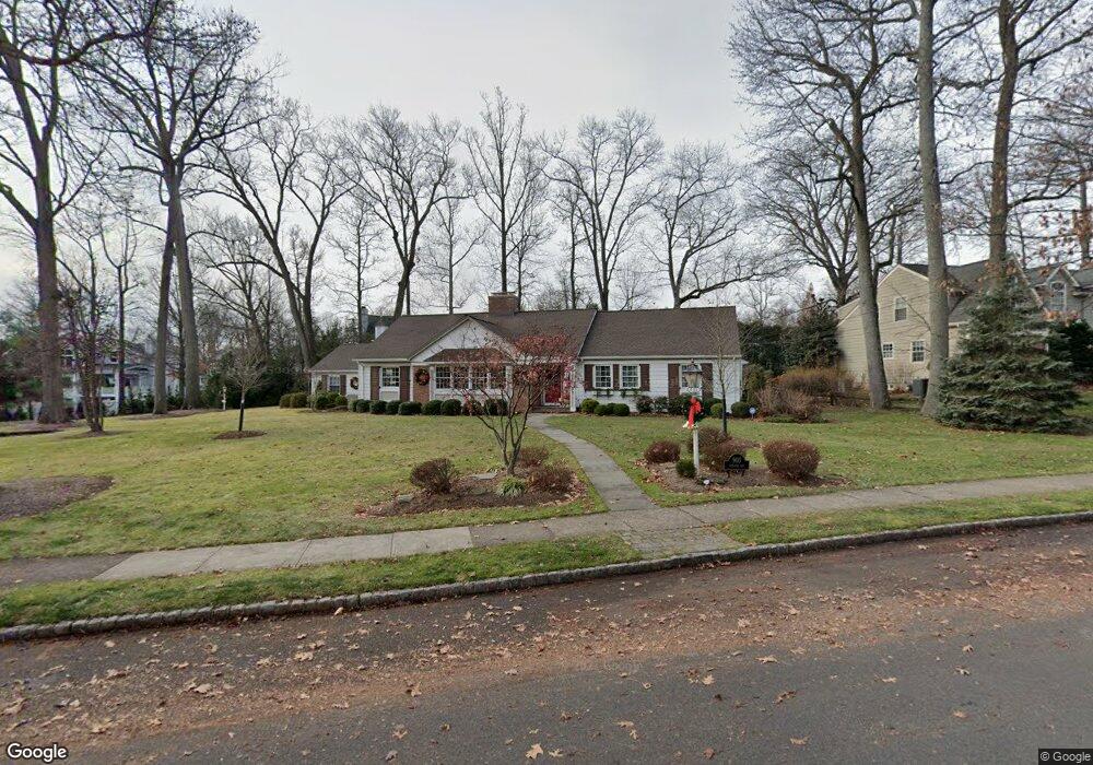 905 Minisink Way, Westfield, NJ 07090 - photo 1