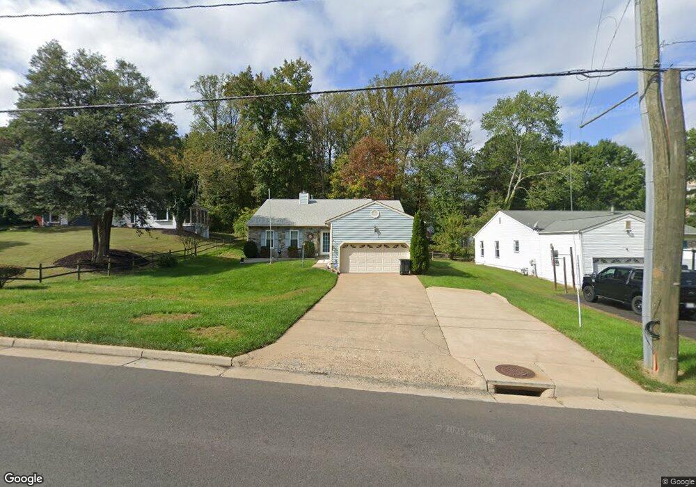 18246 Old Triangle Rd, Triangle, VA 22172 - photo 1