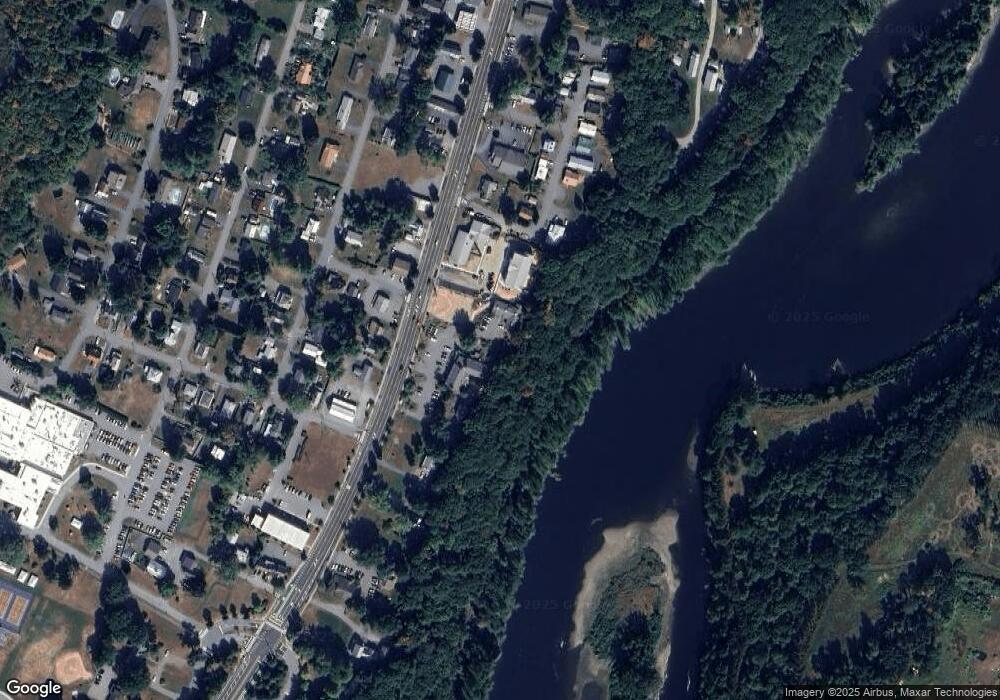 40 Demers Ave, White River Junction, VT 05001 - photo 1