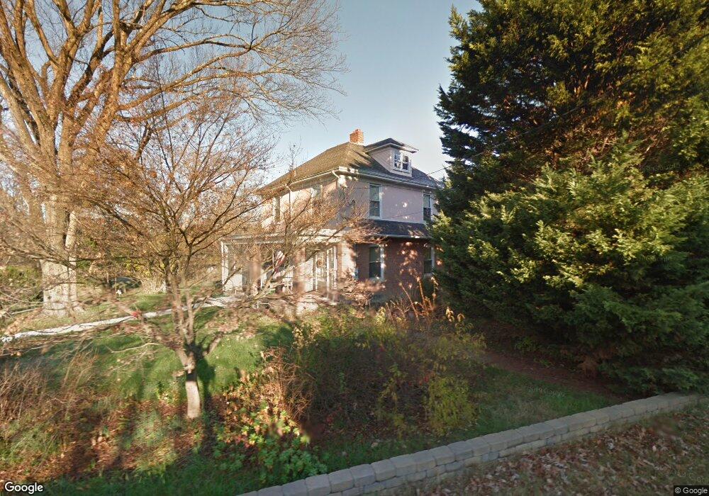 2300 Cedar Ln, Vienna, VA 22182 - photo 1