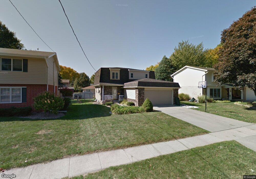 607 E 17th St N, Newton, IA 50208 - photo 1