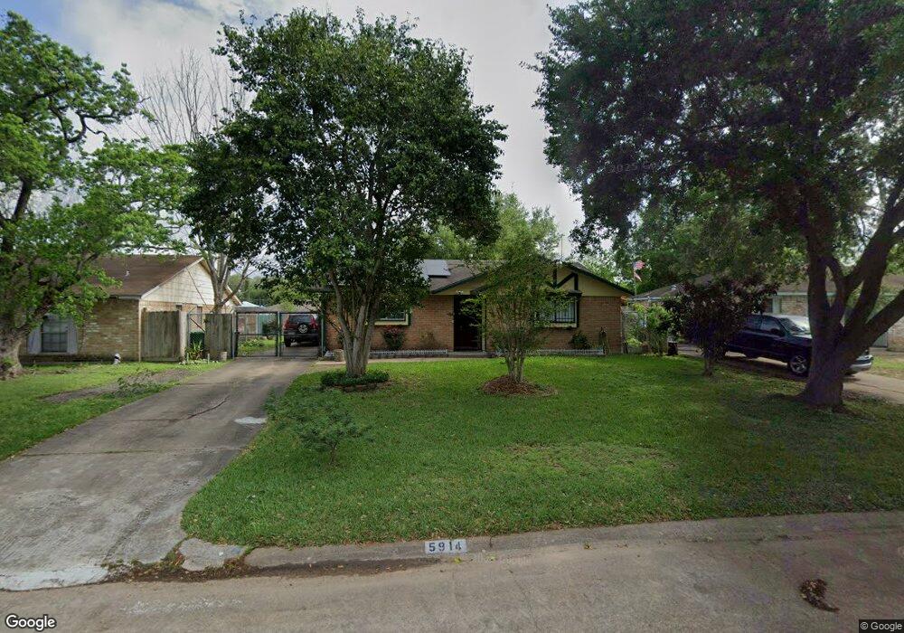 5914 Maywood Dr, Houston, TX 77053 - photo 1