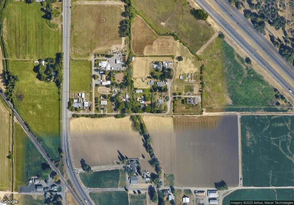 2666 Eric Ave, Central Point, OR 97502 - photo 1