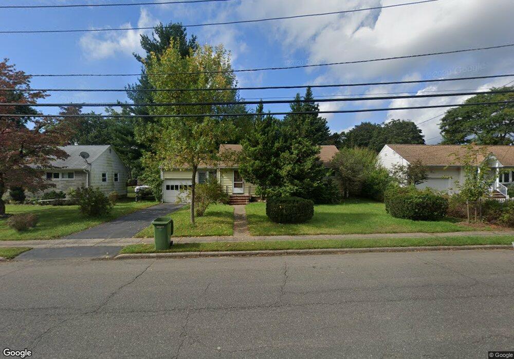 652 Roosevelt Blvd, Paramus, NJ 07652 - photo 1