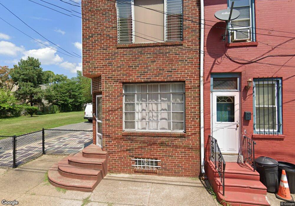 737 Cherry St, Camden, NJ 08103 - photo 1