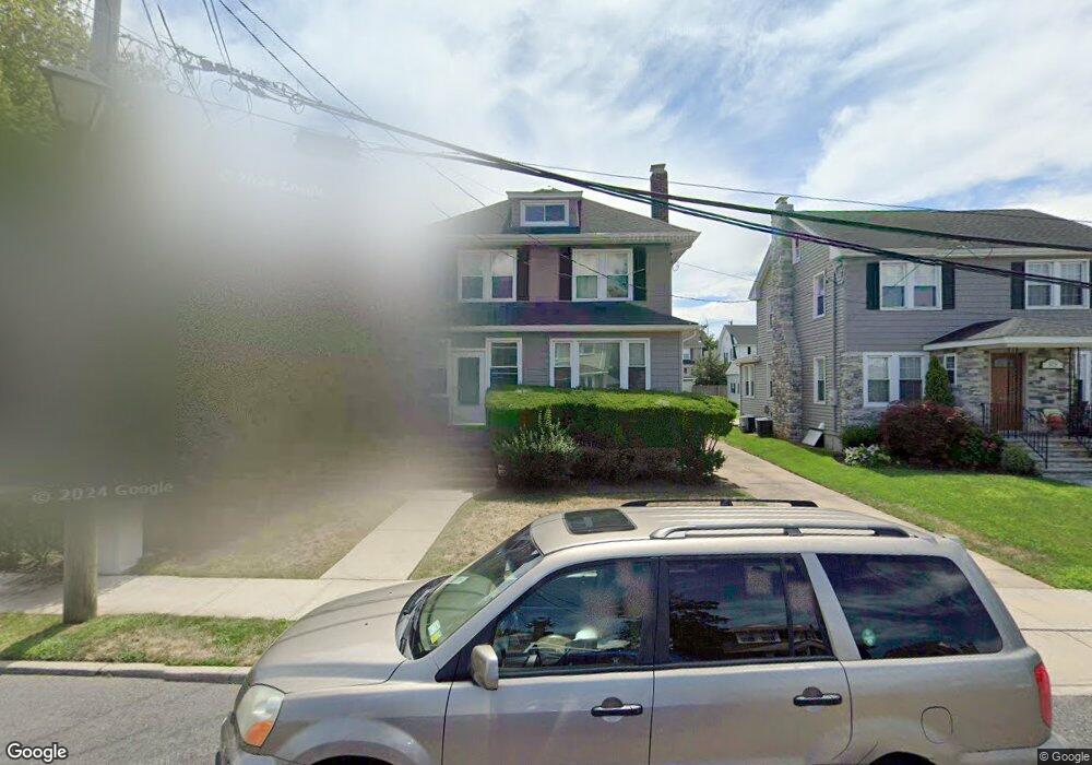 579 Grant Place, Cedarhurst, NY 11516 - photo 1