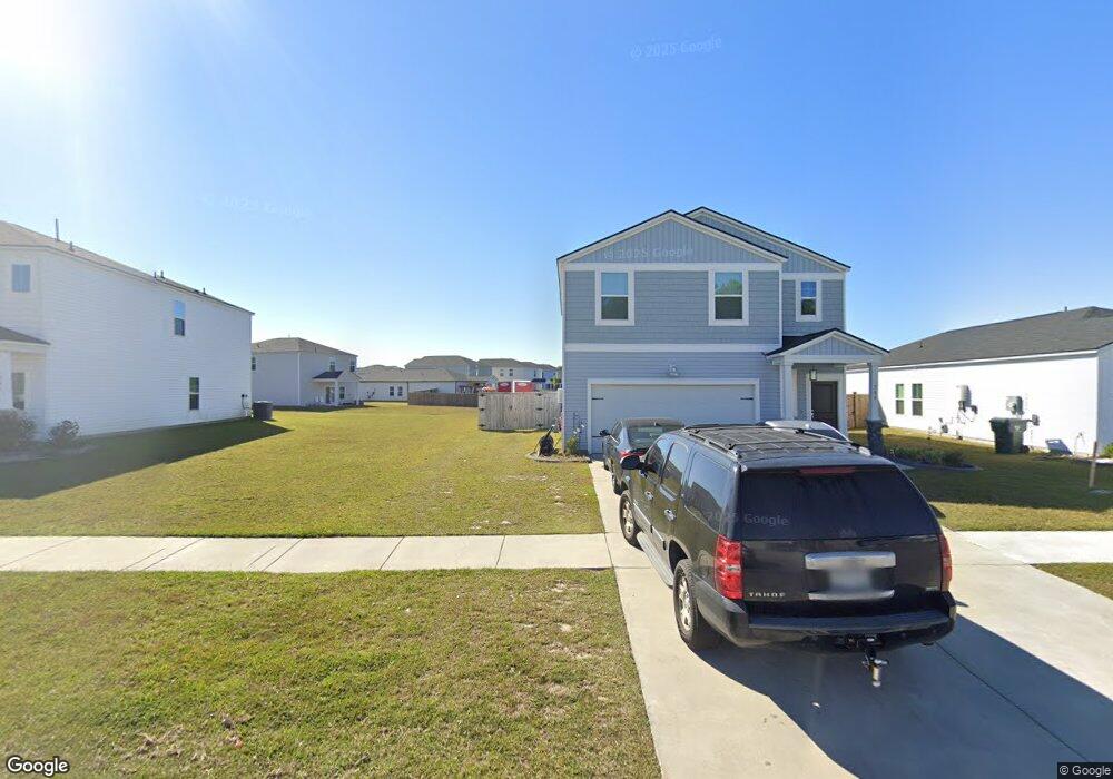 584 Spanish Wells Rd, Summerville, SC 29486 - photo 1