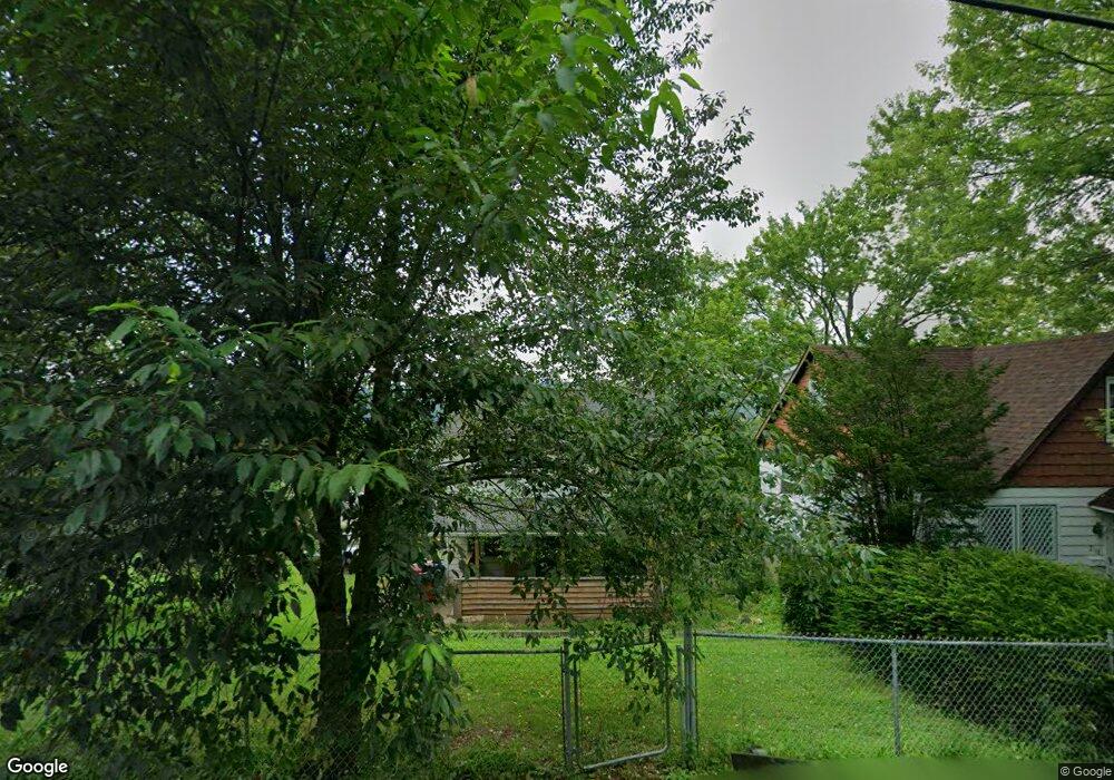 220 Bryant St, Vandergrift, PA 15690 - photo 1