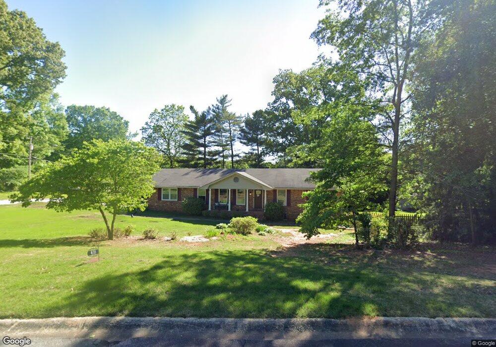 470 Edgewood Ln, Stone Mountain, GA 30087 - photo 1