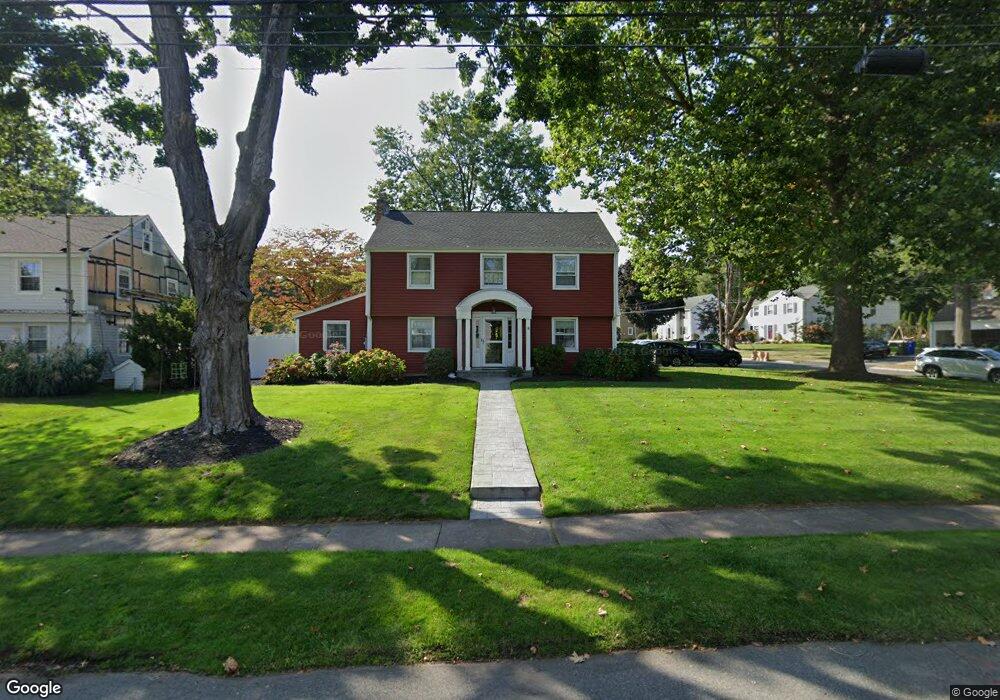 25 Lincoln Ave, West Hartford, CT 06117 - photo 1