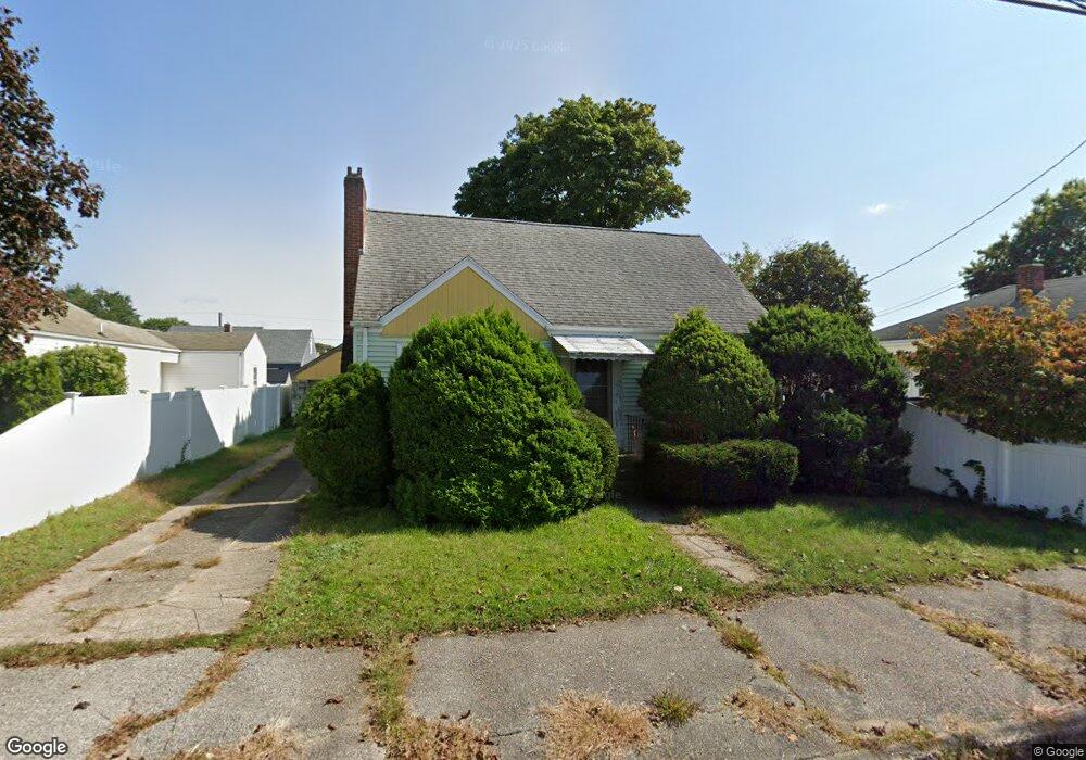 106 Rosemere Rd, Pawtucket, RI 02861 - photo 1