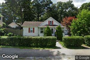 22 Lillian St, Woburn, MA 01801