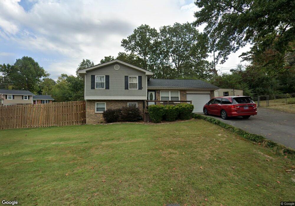 8313 Middle Rd unit 2, Ooltewah, TN 37363 - photo 1