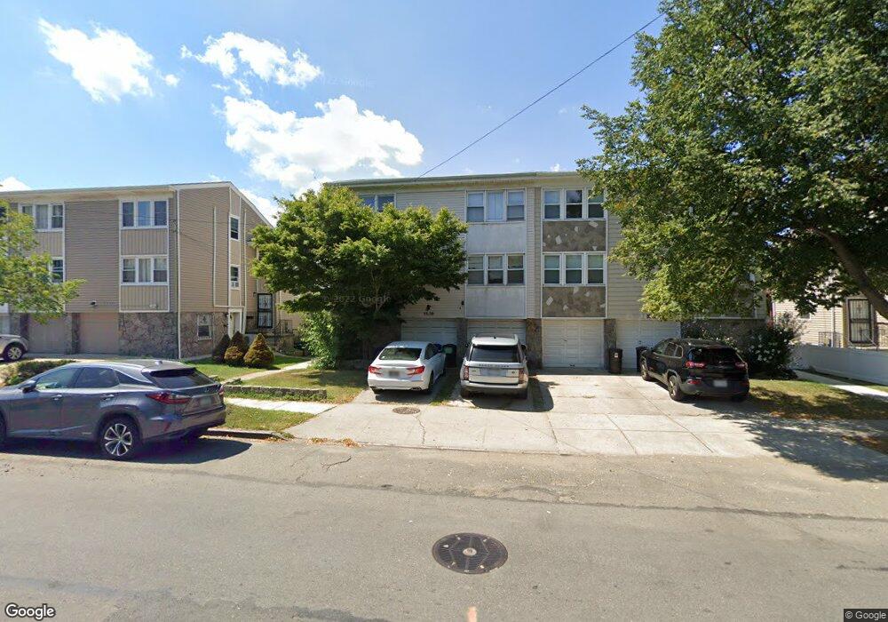 1530 Parsons Blvd, Whitestone, NY 11357 - photo 1