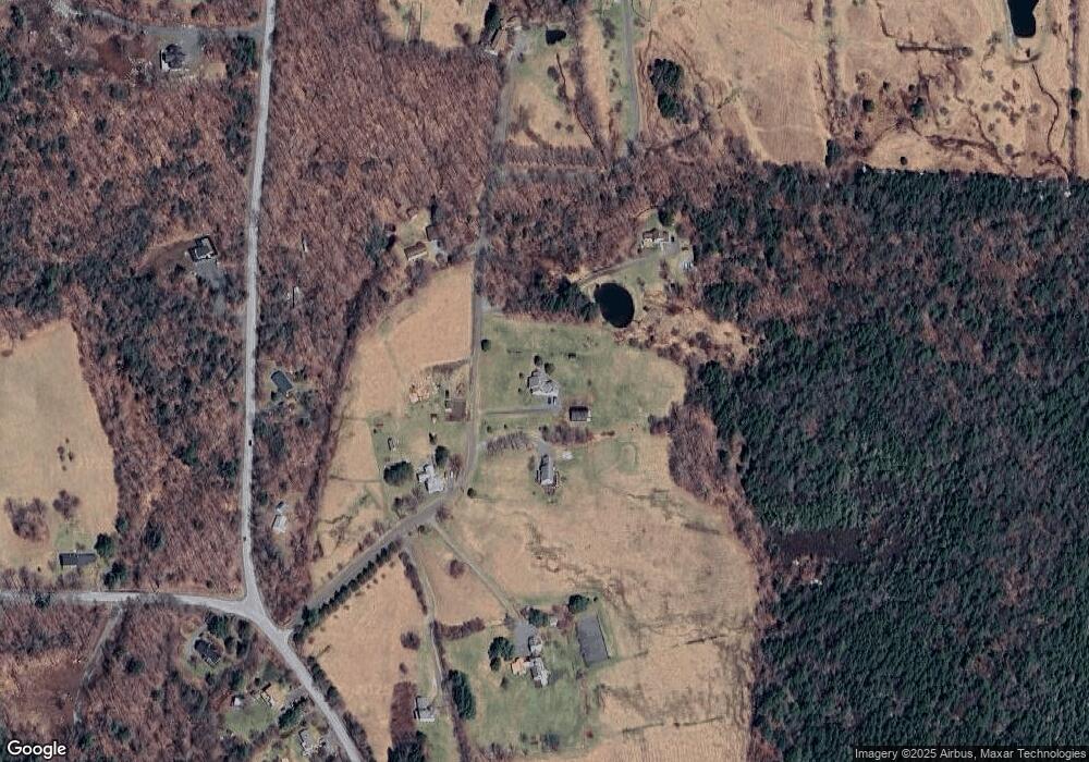 33 Aldrich Rd, Wilmington, VT 05363 - photo 1