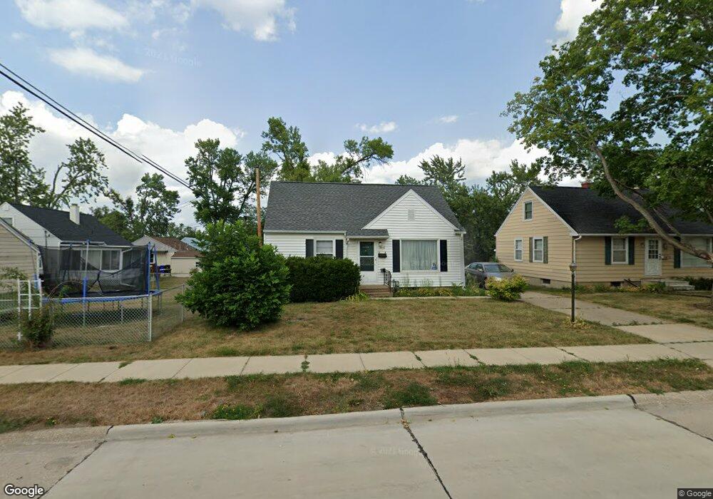 2610 Buchanan Dr SE, Cedar Rapids, IA 52403 - photo 1