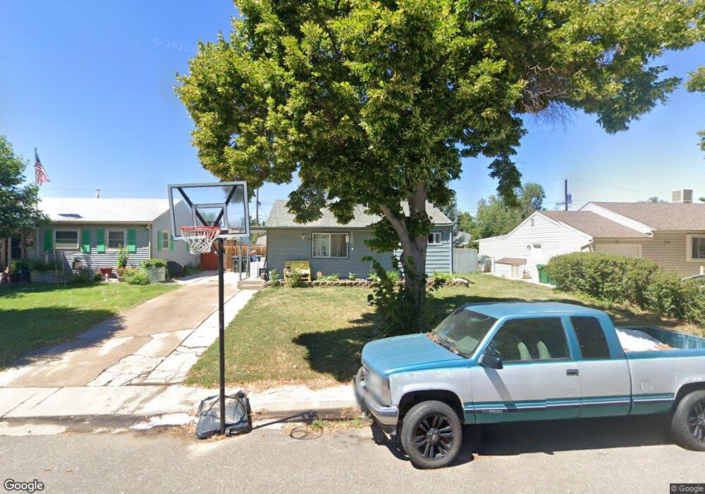 765 Kenton St, Aurora, CO 80010 - photo 1