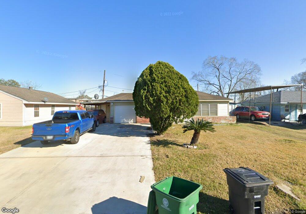 3159 Roe Dr, Houston, TX 77087 - photo 1