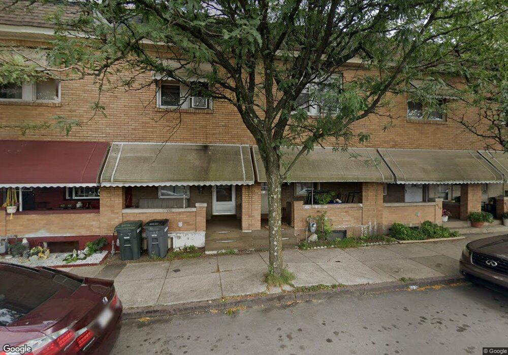 921 W Diamond Ave, Hazleton, PA 18201 - photo 1