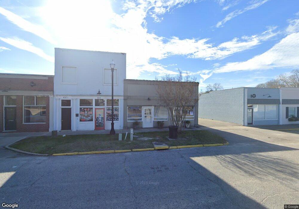 629 Rutledge St, Camden, SC 29020 - photo 1