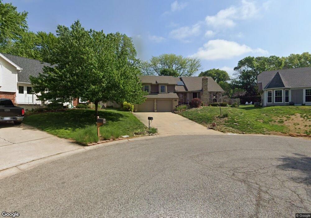 10205 Bradshaw St, Lenexa, KS 66215 - photo 1