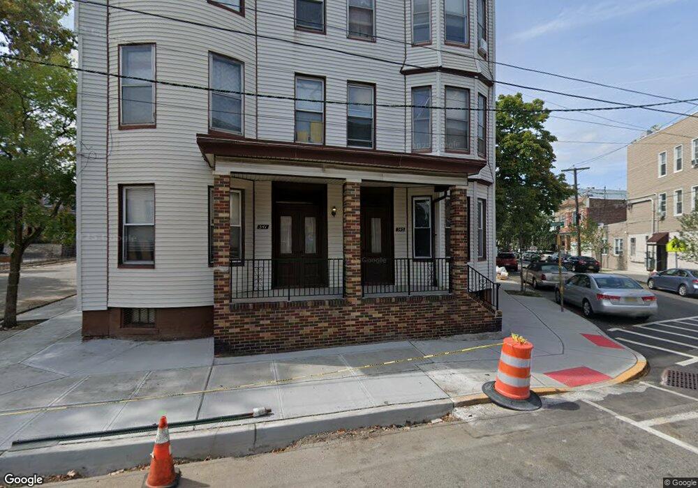 541 Hudson Ave, Weehawken, NJ 07086 - photo 1