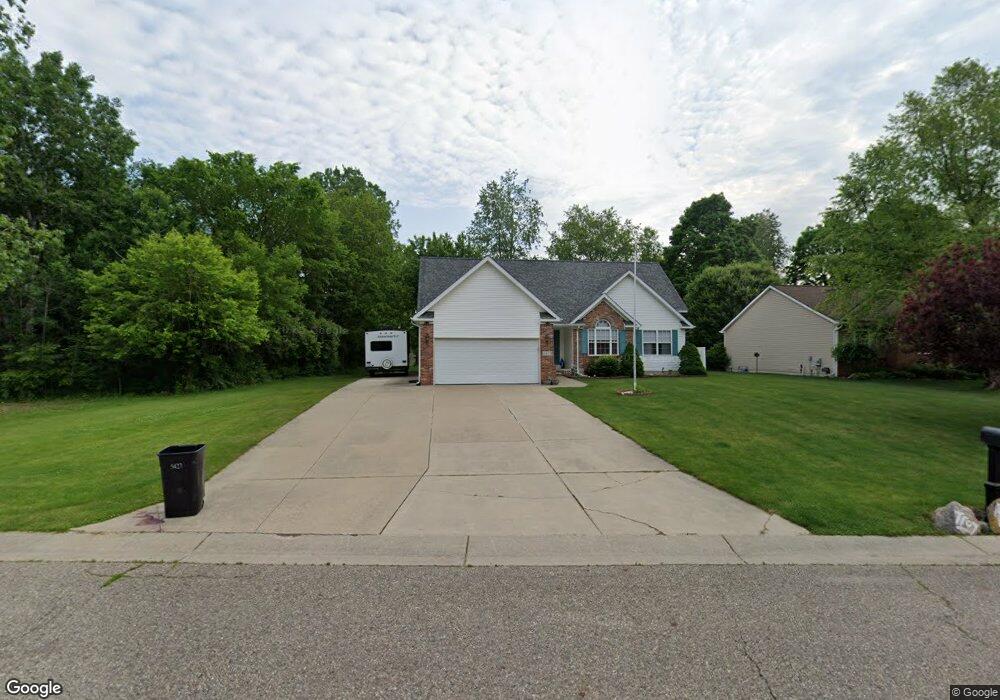 5427 Mcnamara Ln unit 8, Flint, MI 48506 - photo 1