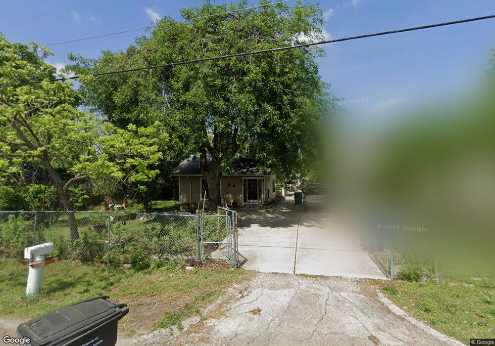 1615 W Lawndale Dr, San Antonio, TX 78209 - photo 1