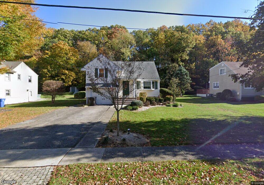 396 Burnet Place, Paramus, NJ 07652 - photo 1