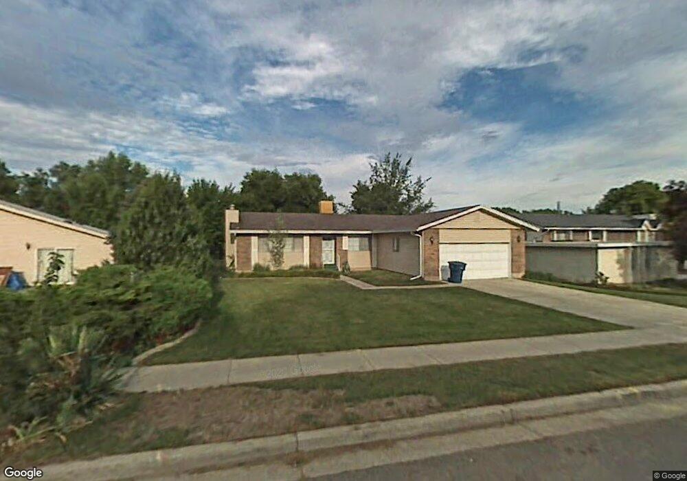 8656 S 550 E, Sandy, UT 84070 - photo 1