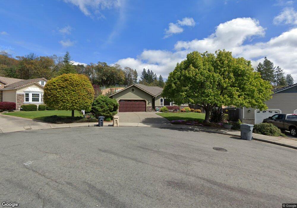 135 NW Constitution Cir, Grants Pass, OR 97526 - photo 1