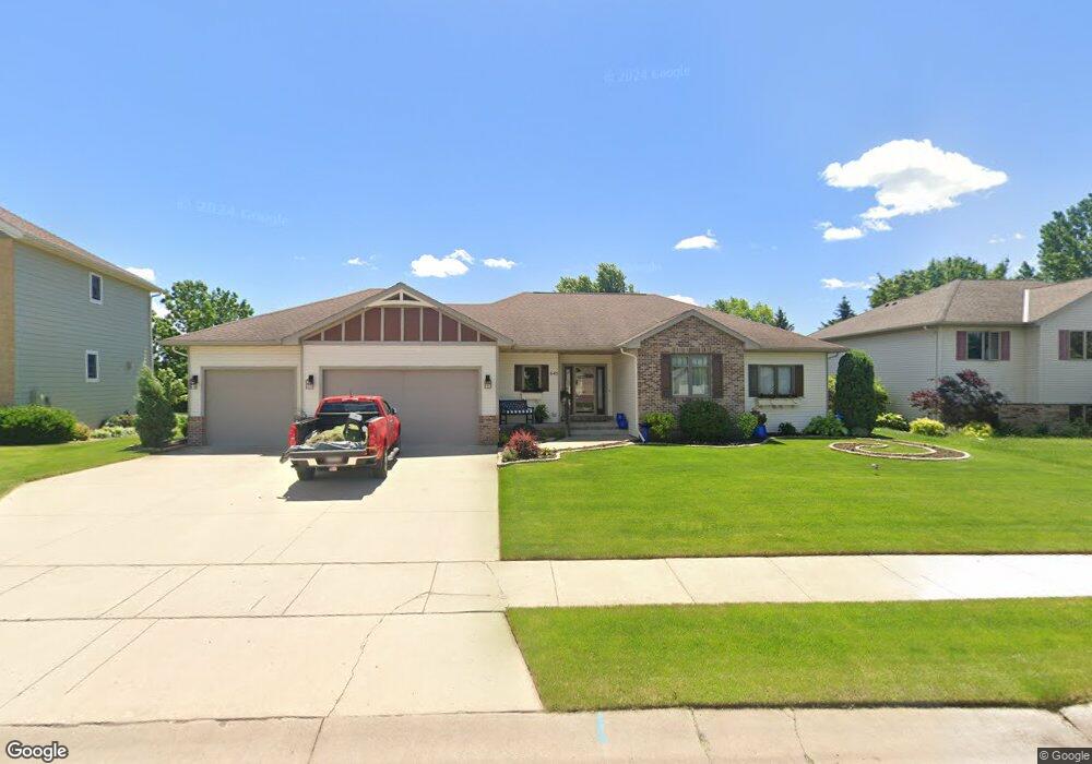 441 Woodhaven Ln, Mankato, MN 56001 - photo 1