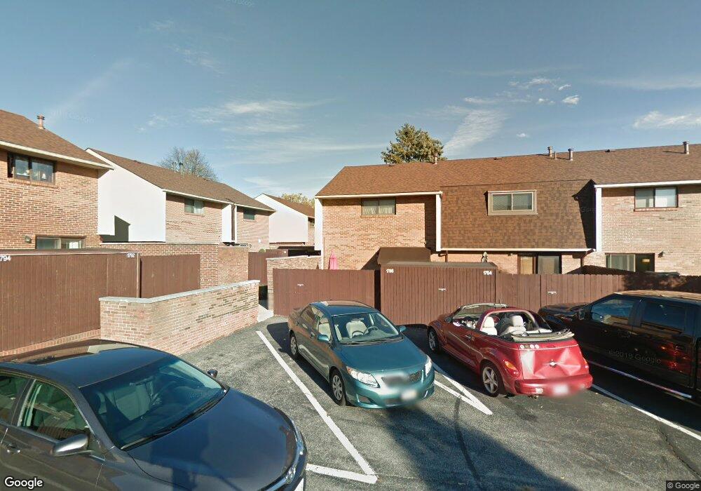 1786 Willoway Cir S unit 1786, Columbus, OH 43220 - photo 1