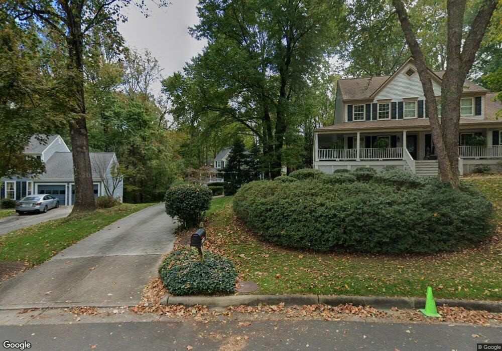 11609 Auburn Grove Ct, Reston, VA 20194 - photo 1