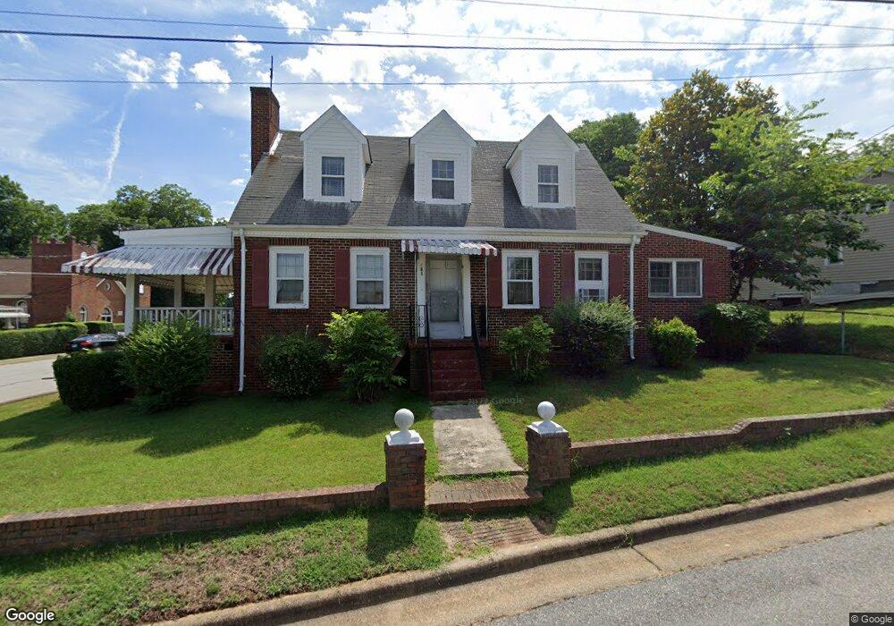 301 S Harris St, Reidsville, NC 27320 - photo 1